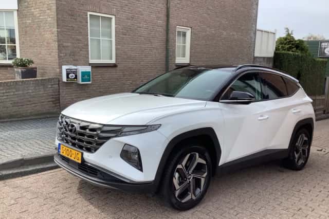 Hyundai Tucson (2023) thumbnail 2