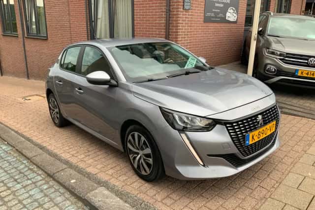 Peugeot 208 (2021) thumbnail 2