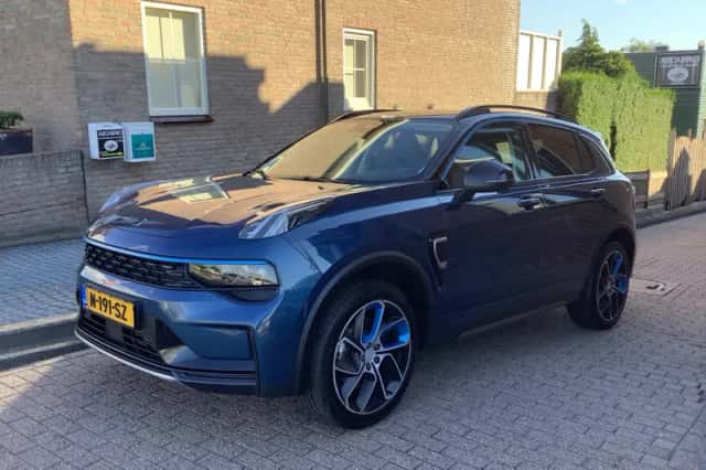 Lynk & Co 01 (2021) thumbnail 1