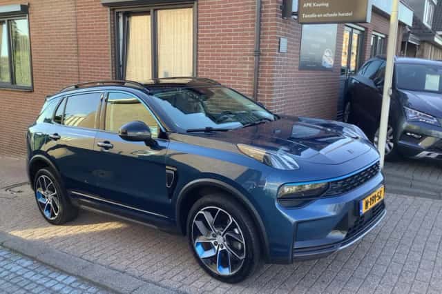 Lynk & Co 01 (2021) thumbnail 2
