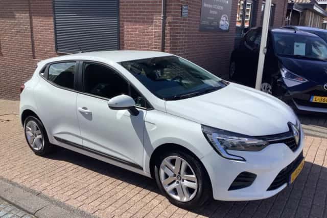 Renault Clio (2021) thumbnail 2