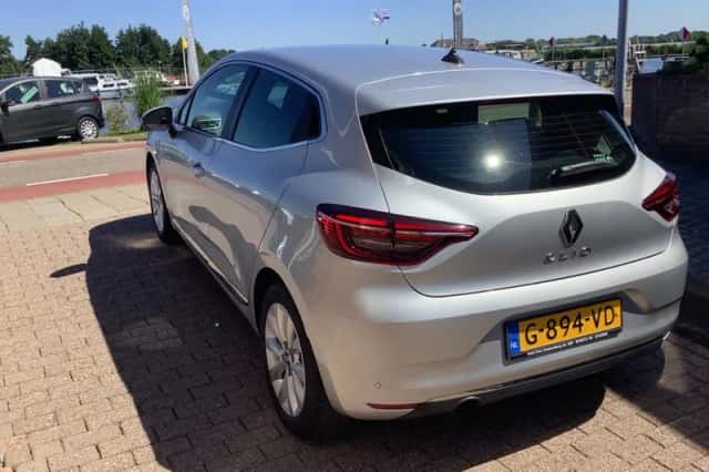 Renault Clio (2019) thumbnail 4