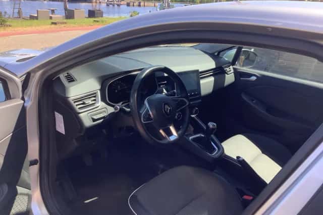 Renault Clio (2019) thumbnail 6