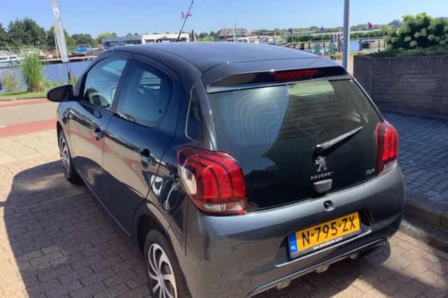 Peugeot 108 (2021) thumbnail 5