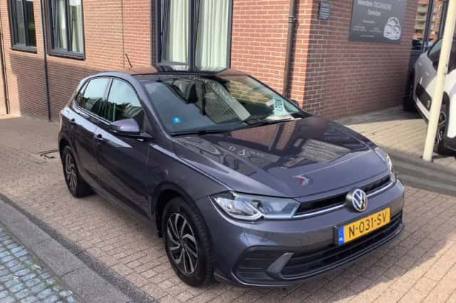 Volkswagen Polo (2022) thumbnail 2
