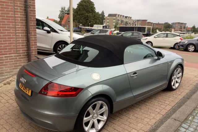 Audi TT (2007) thumbnail 6