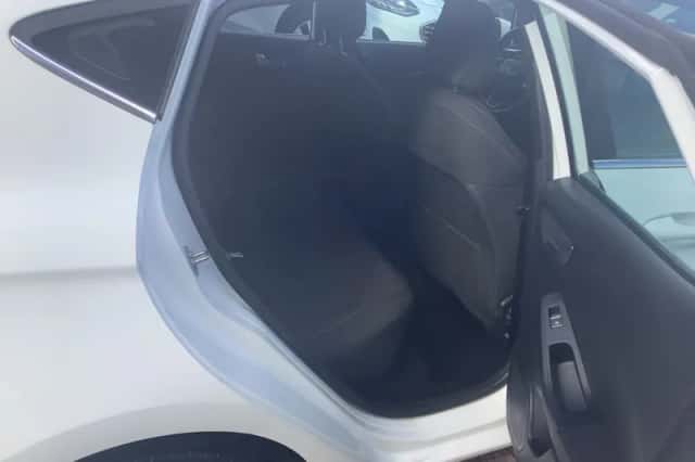 Ford Fiesta (2020) thumbnail 6