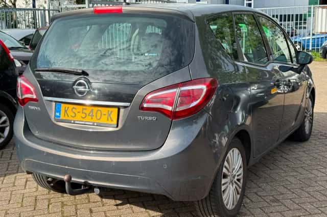 Opel Meriva (2014) thumbnail 3