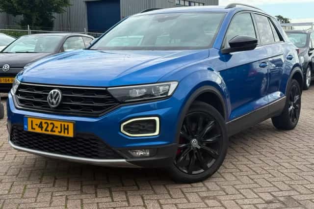 Volkswagen T-Roc (2020) thumbnail 1
