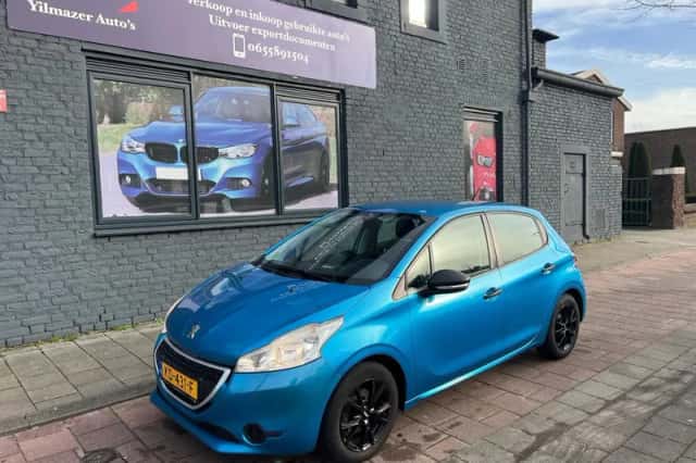 Peugeot 208 (2012) thumbnail 1