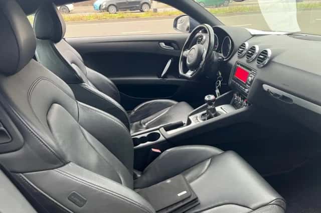 Audi TT (2009) thumbnail 5
