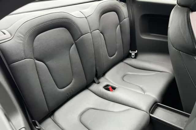 Audi TT (2009) thumbnail 6
