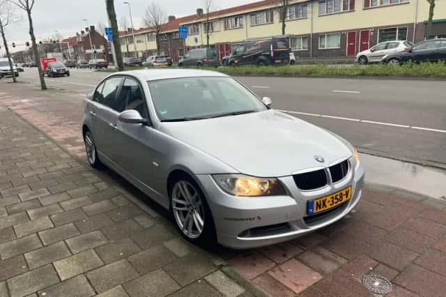 BMW 3-Serie (2006) thumbnail 2