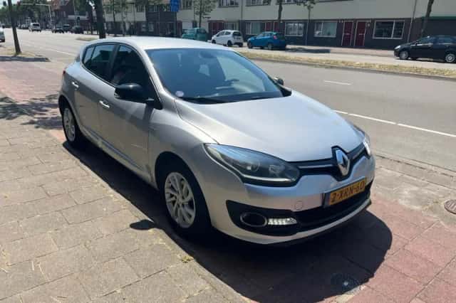 Renault Mégane (2014) thumbnail 4