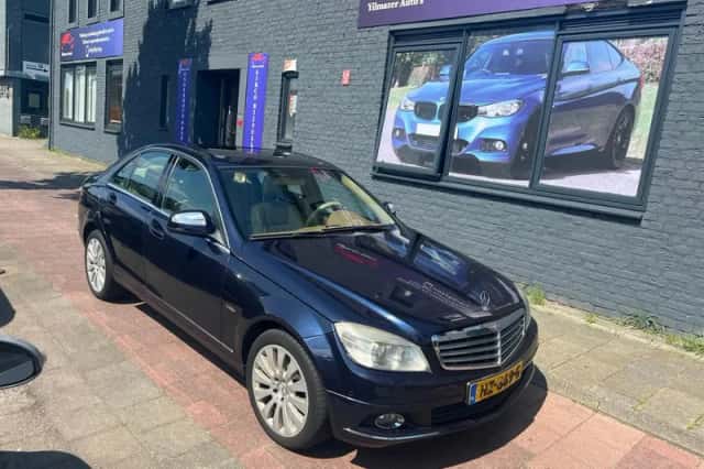 Mercedes-Benz C-Klasse (2008) thumbnail 1