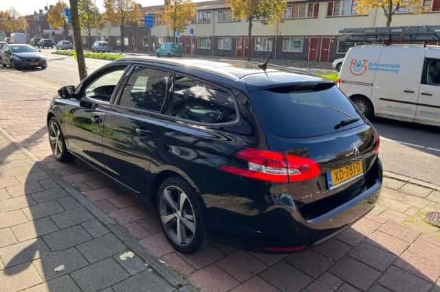 Peugeot 308 (2018) thumbnail 4
