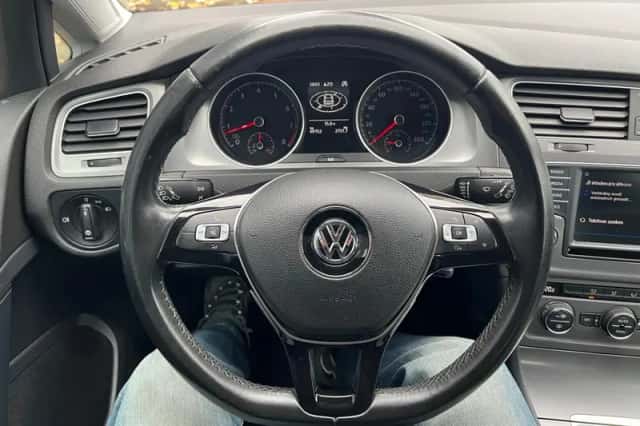 Volkswagen Golf (2017) thumbnail 6