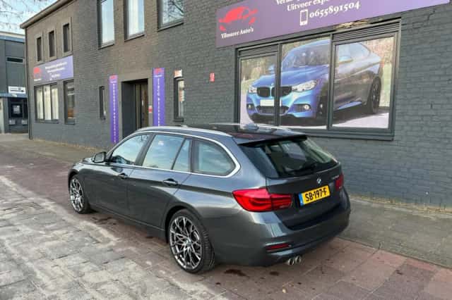 BMW 3-Serie (2018) thumbnail 2