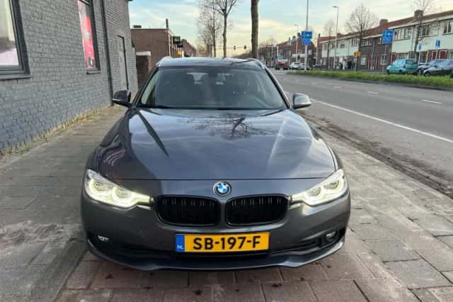 BMW 3-Serie (2018) thumbnail 6