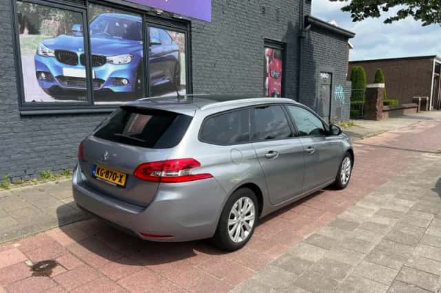 Peugeot 308 (2016) thumbnail 2