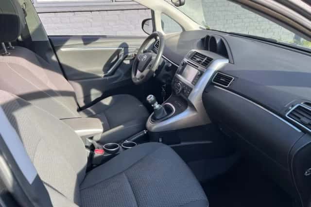 Toyota Verso (2014) thumbnail 5