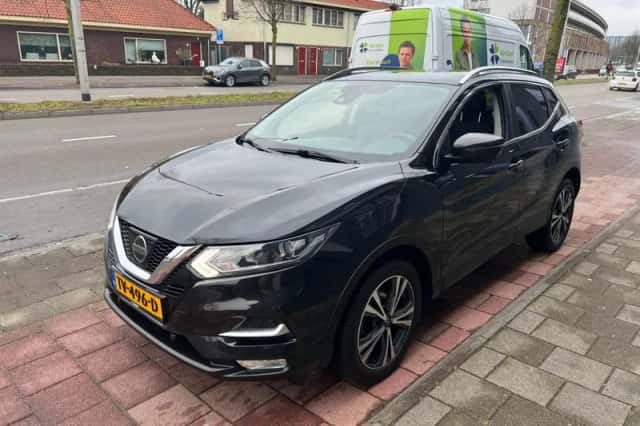 Nissan Qashqai (2018) thumbnail 3