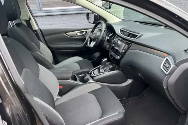 Nissan Qashqai (2018) thumbnail 6