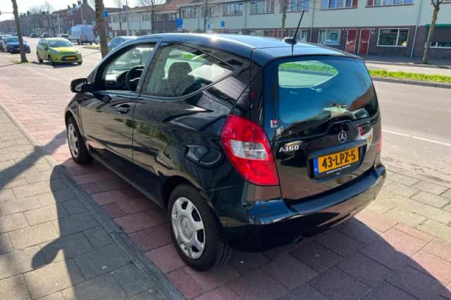 Mercedes-Benz A-Klasse (2010) thumbnail 4