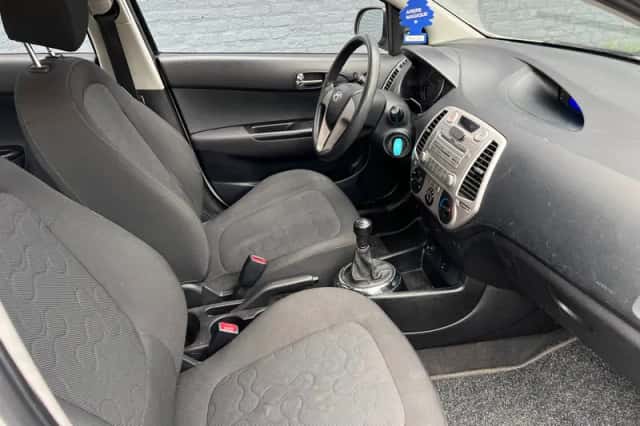 Hyundai i20 (2011) thumbnail 5