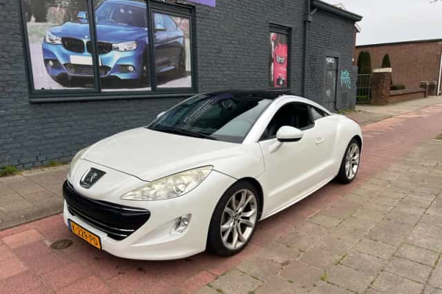Peugeot RCZ (2011) thumbnail 1