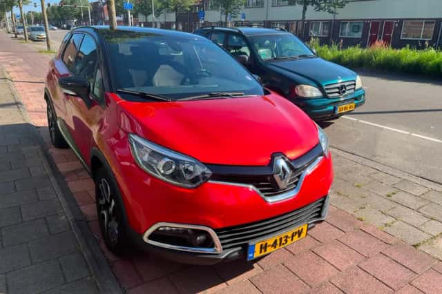 Renault Captur (2017) thumbnail 4