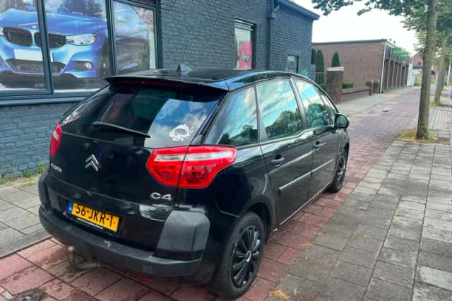 Citroën C4 Picasso (2009) thumbnail 2