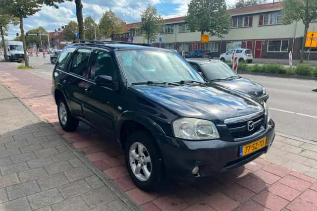 Mazda Tribute (2006) thumbnail 3