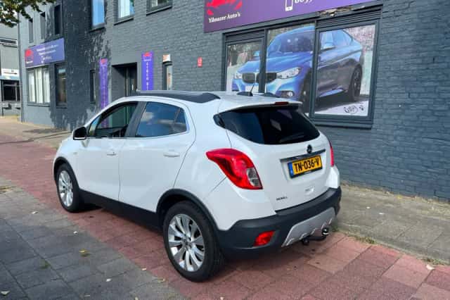 Opel Mokka (2016) thumbnail 2