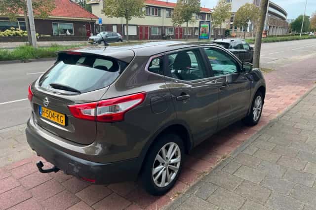Nissan Qashqai (2014) thumbnail 4