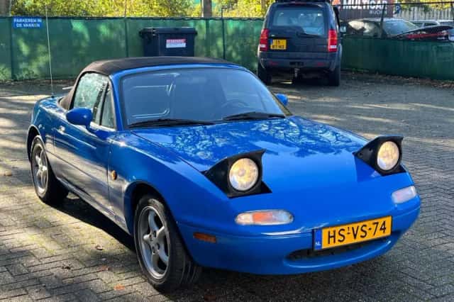 Mazda MX-5 (1991) thumbnail 6