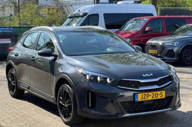 Kia XCeed (2022) thumbnail 6