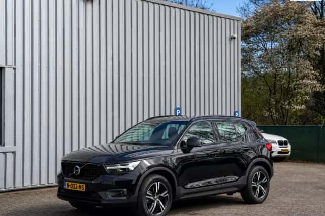 Volvo XC40 (2021) thumbnail 1