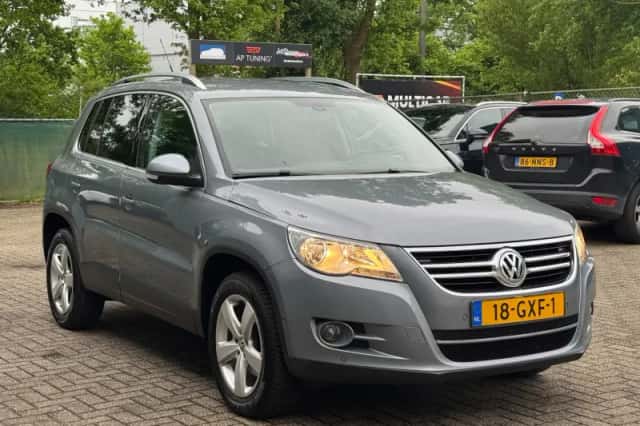 Volkswagen Tiguan (2008) thumbnail 6