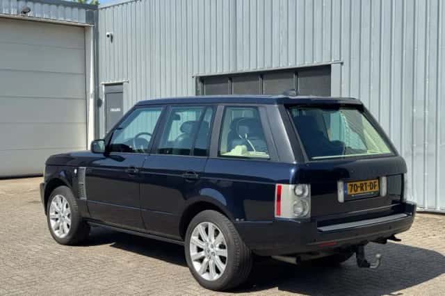 Land Rover Range Rover (2005) thumbnail 3
