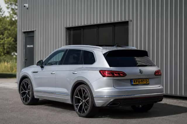 Volkswagen Touareg (2021) thumbnail 3