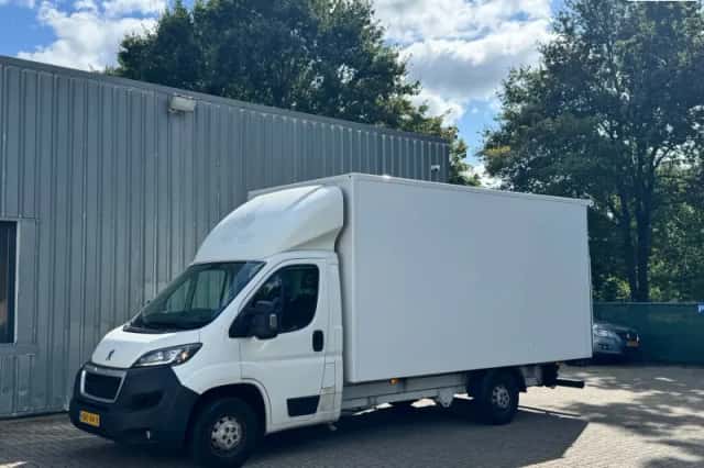 Peugeot Boxer (2018) thumbnail 1