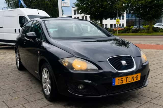SEAT Leon (2012) thumbnail 5