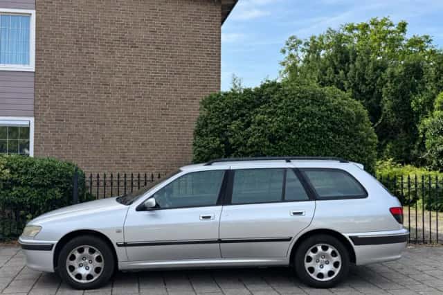 Peugeot 406 (2002) thumbnail 2