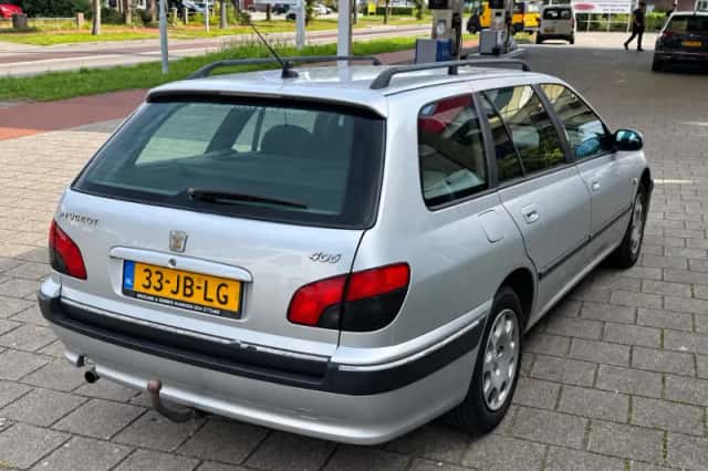 Peugeot 406 (2002) thumbnail 6