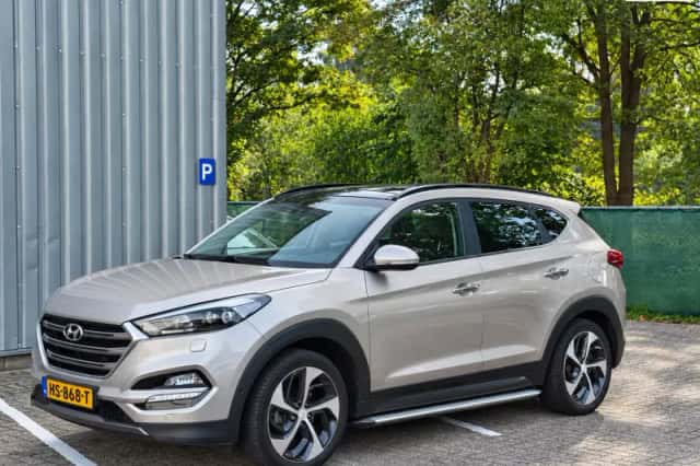 Hyundai Tucson (2016) thumbnail 1