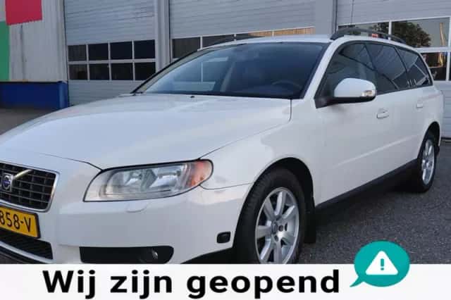 Volvo V70 (2009) thumbnail 1