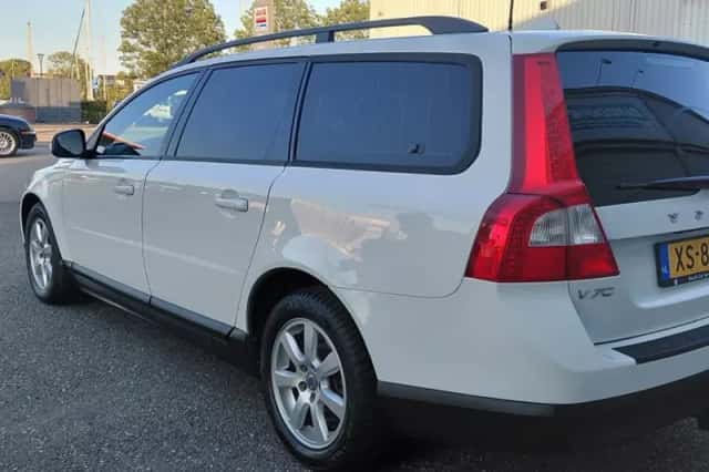 Volvo V70 (2009) thumbnail 6