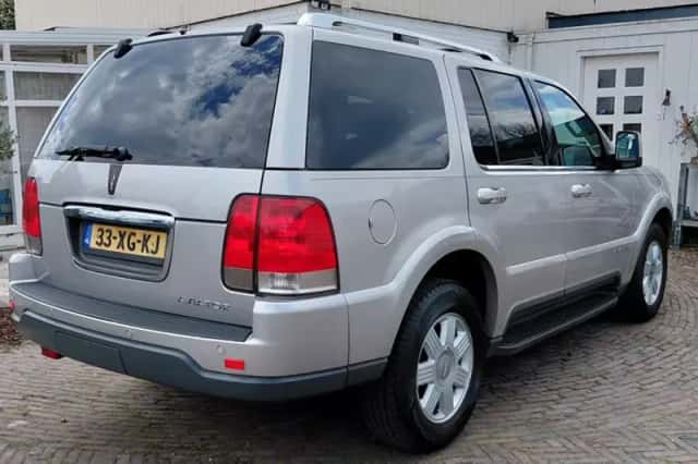 Lincoln Aviator (2006) thumbnail 3