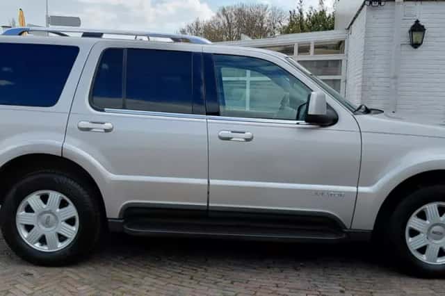Lincoln Aviator (2006) thumbnail 6